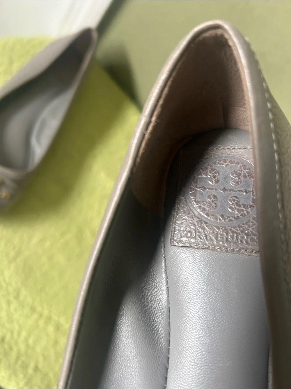 Tory Burch grey Leather Ballet Flats with Gold Logo Sz 9.5